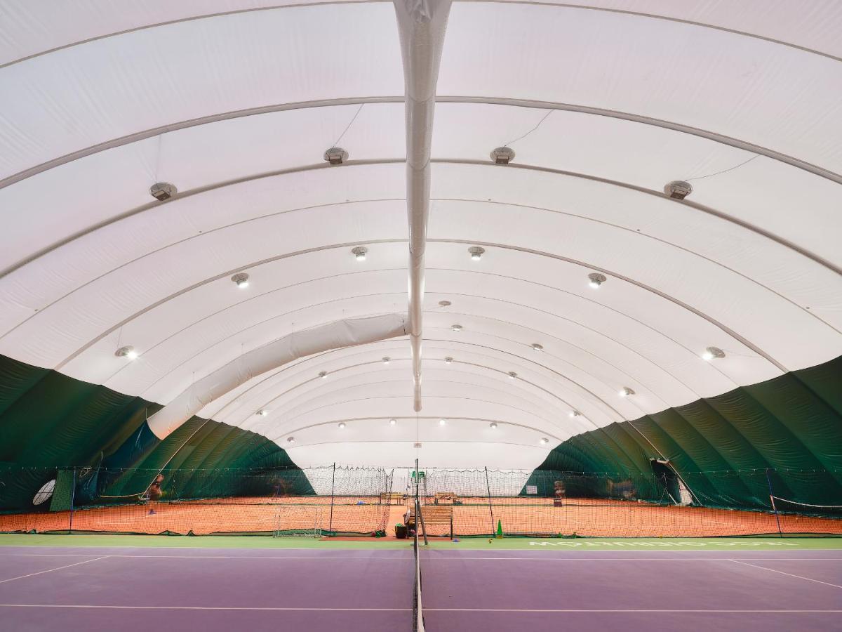 Tennis & Country Club Hotel Giebultow  Exterior foto