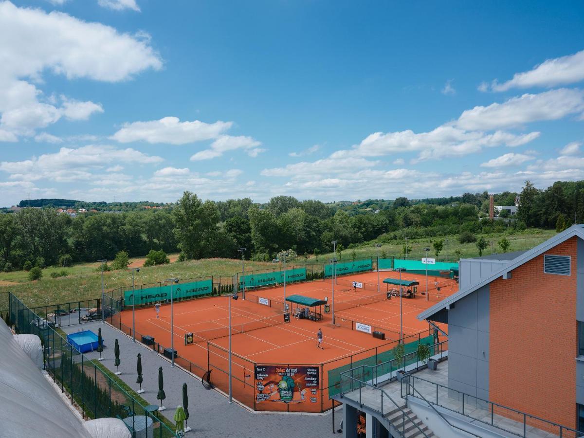 Tennis & Country Club Hotel Giebultow  Exterior foto